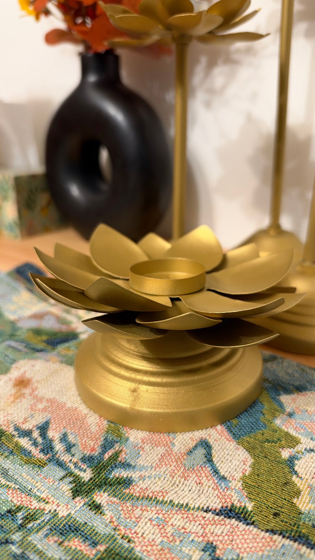 Lotus Tea Light Holder (Matte Gold)